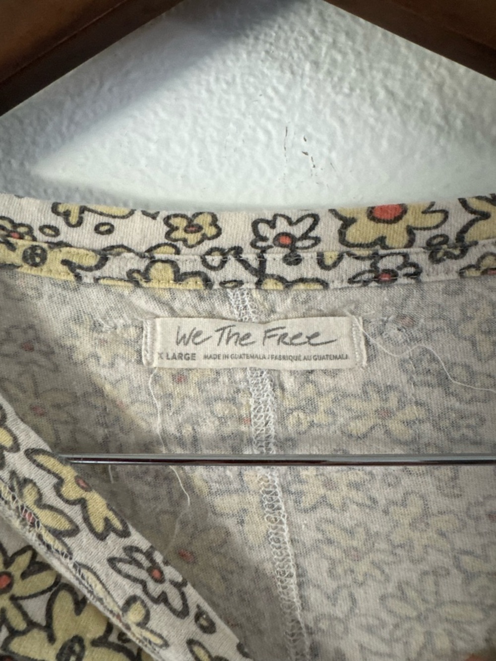 Free People We The Free Sammie Floral Raglan Crop Tee Distressed XL Boho - Picture 7 of 16